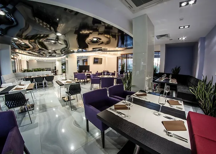 Курортный комплекс Premier Sands - Full Board Солнечный берег