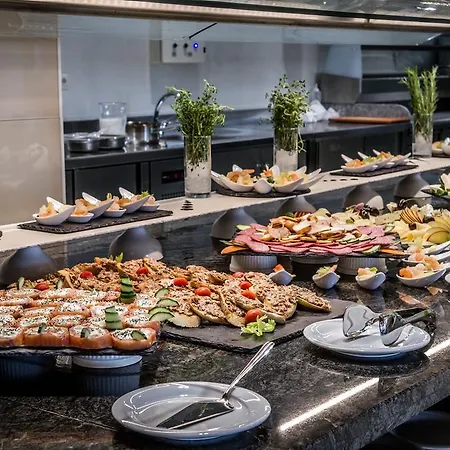 Premier Sands - Full Board Üdülőközpont