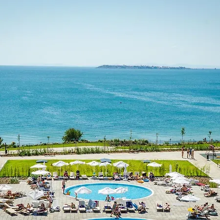 Premier Sands - Full Board Üdülőközpont Napospart